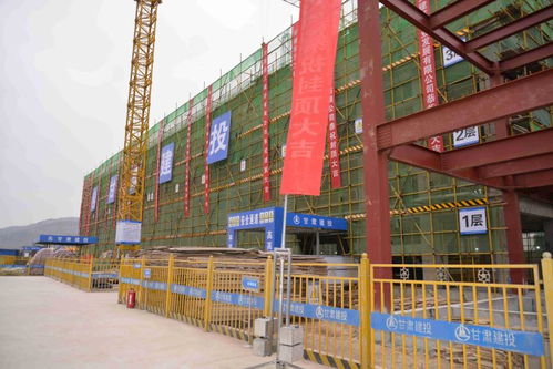 甘肅省首棟裝配式混凝土結(jié)構(gòu)建筑 天水裝配式建筑產(chǎn)業(yè)園鋼結(jié)構(gòu)廠房辦公樓項目封頂